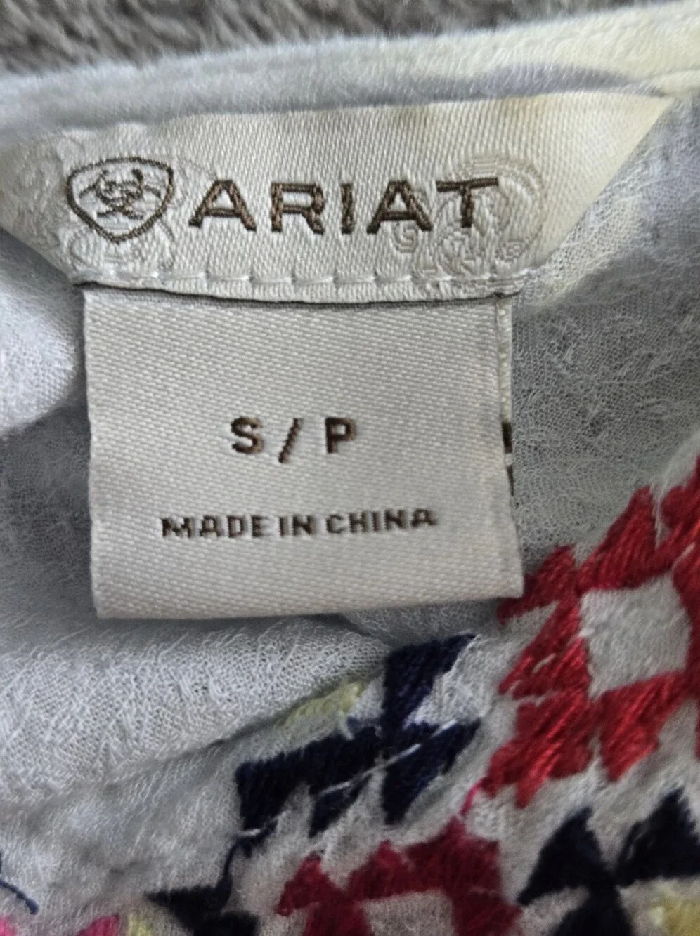 Ariat Tunic Blouse Womens S/P White Embroidered V-Neck Long Sleeve Lightweight